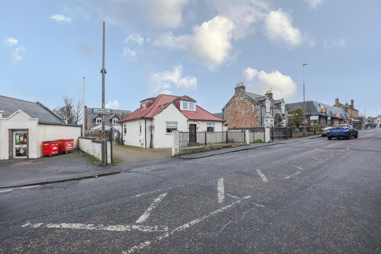 Beautiful 4 Bedroom Cottage - Ideal Location - Free Parking Edinburgh Eksteriør bilde