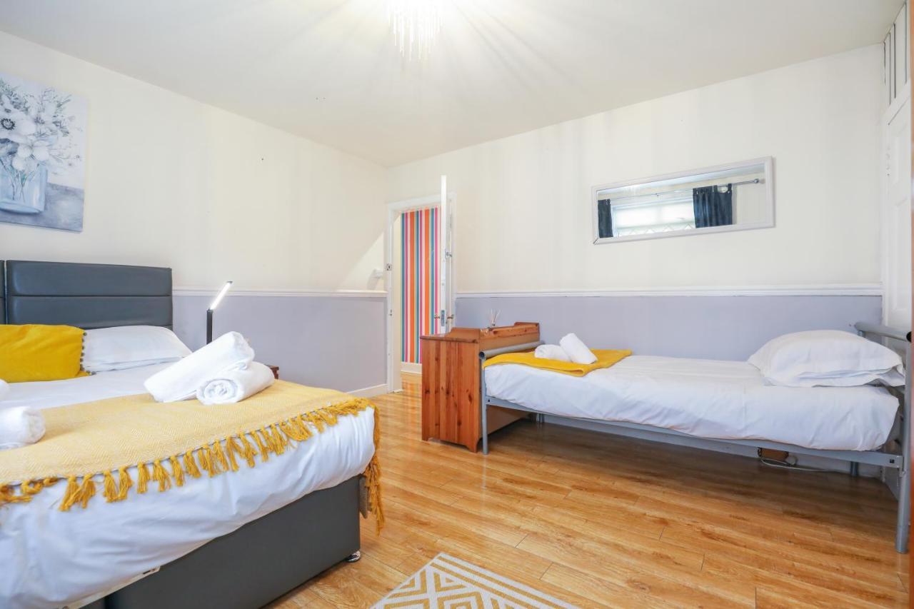 Beautiful 4 Bedroom Cottage - Ideal Location - Free Parking Edinburgh Eksteriør bilde
