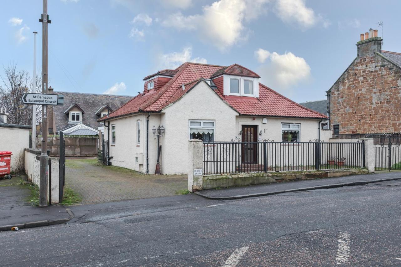 Beautiful 4 Bedroom Cottage - Ideal Location - Free Parking Edinburgh Eksteriør bilde