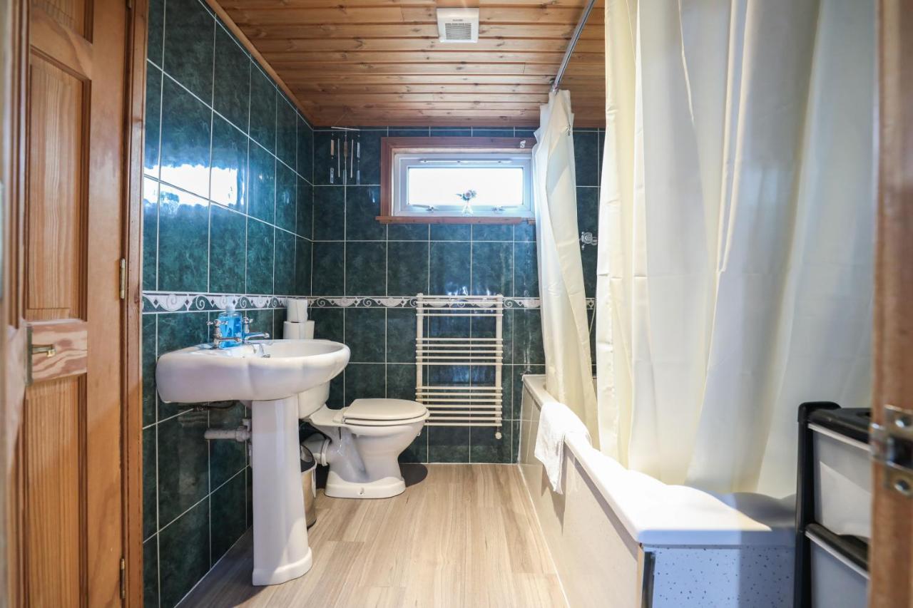 Beautiful 4 Bedroom Cottage - Ideal Location - Free Parking Edinburgh Eksteriør bilde